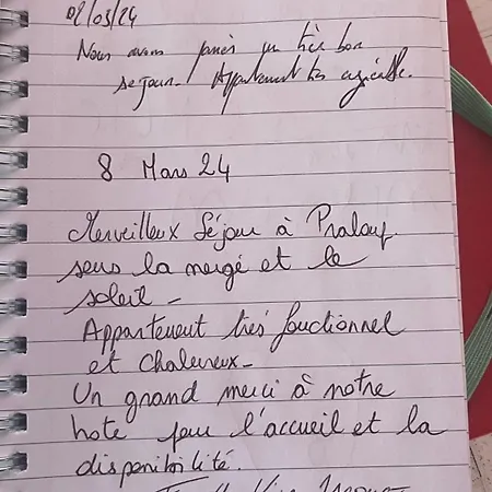 アパート Pra Loup